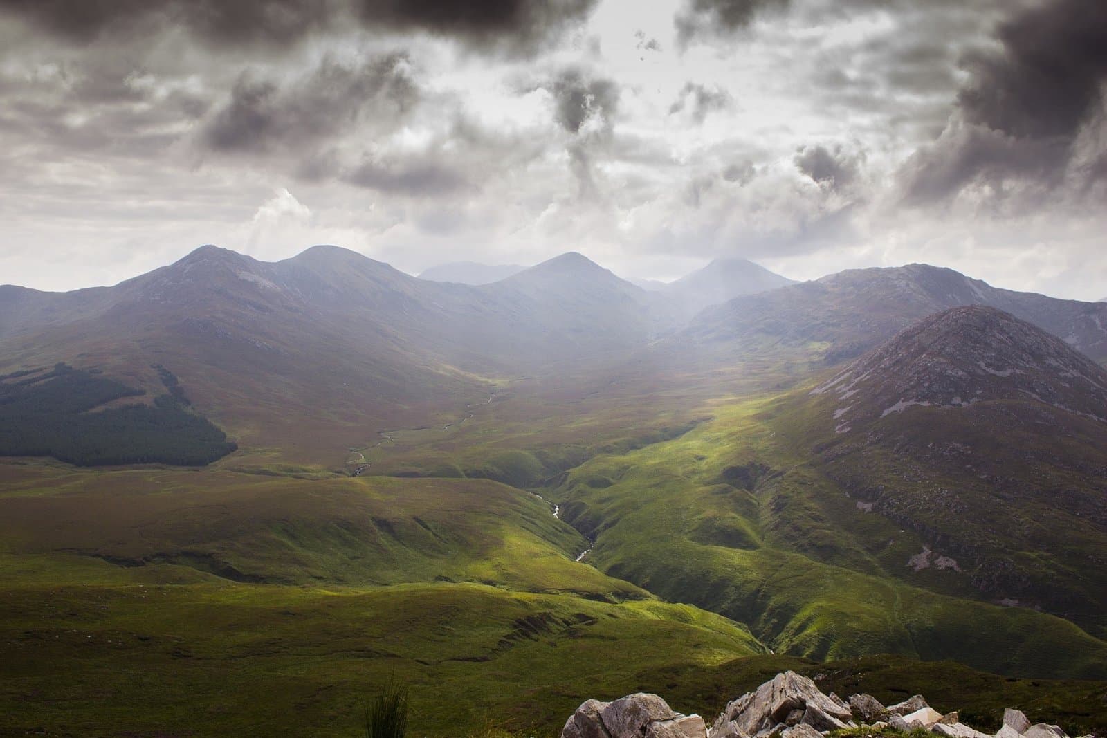 Green Irish countryside landscape